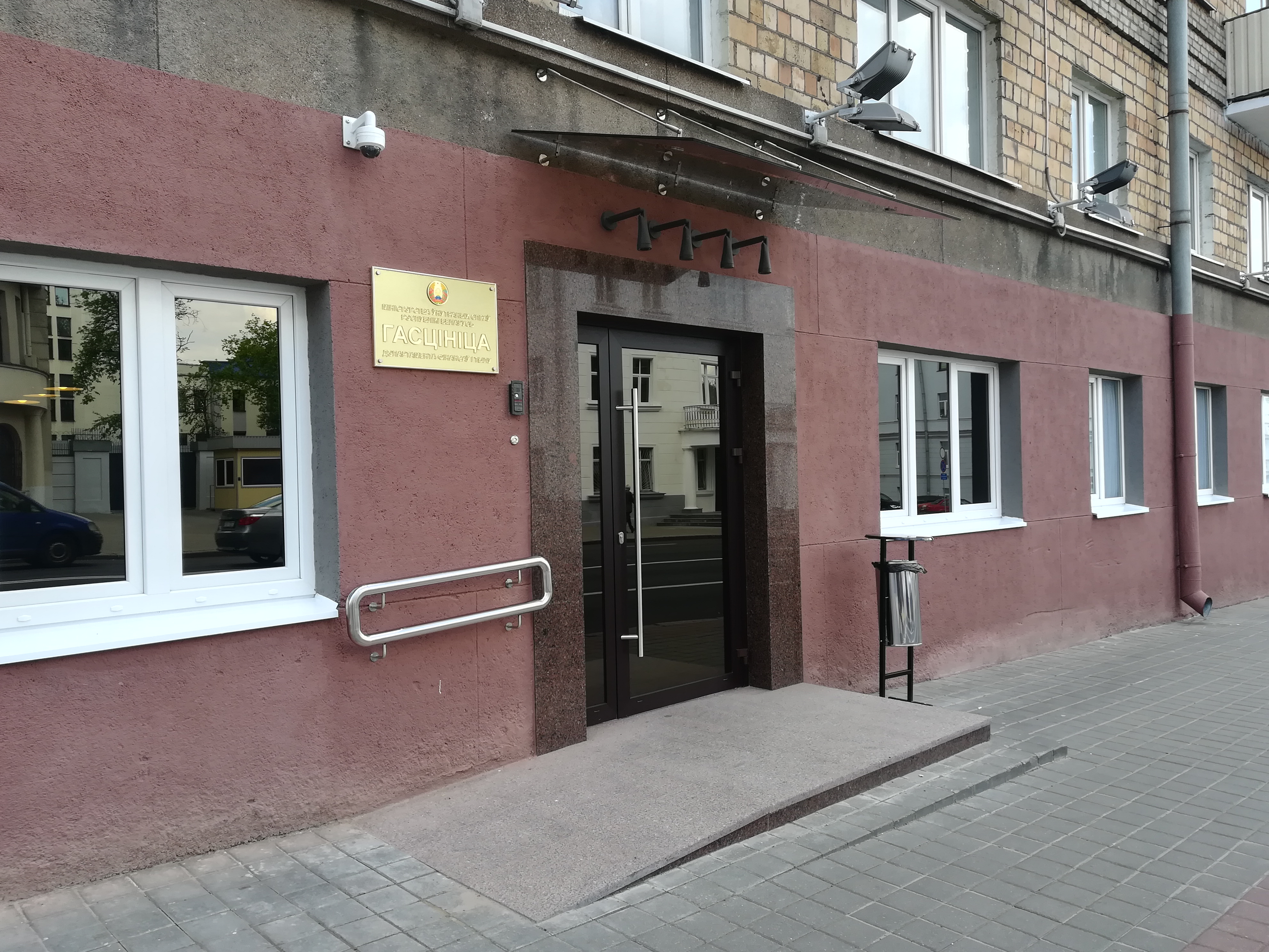 Здание гостиницы Фото здания